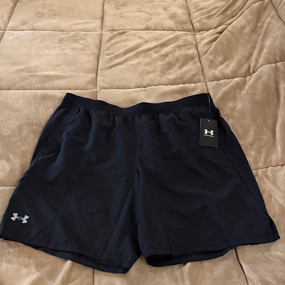 Under Armour Men's Hybrid Shorts - Black